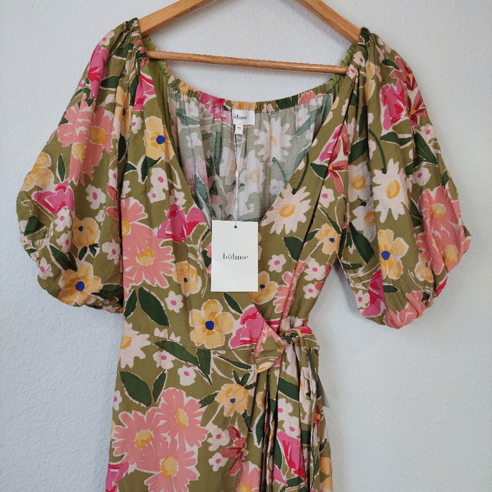 Bohme Floral Puff Sleeve Wrap Dress Size Medium NWT - Picture 2 of 7